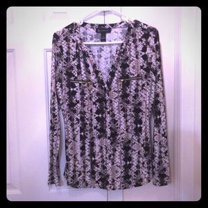 Blouse size M